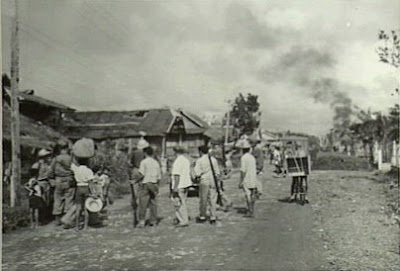 Philippines People Filipino Pinoy Pilipinas Old Black White Pictures leyte world war II wwii guerillas street scene leyte noon