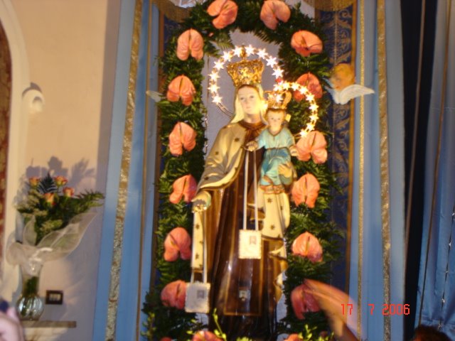 la madonna in chiesa