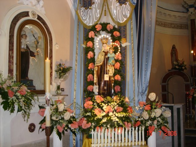 la Madonna a festa nella chiesa trasfigurazione