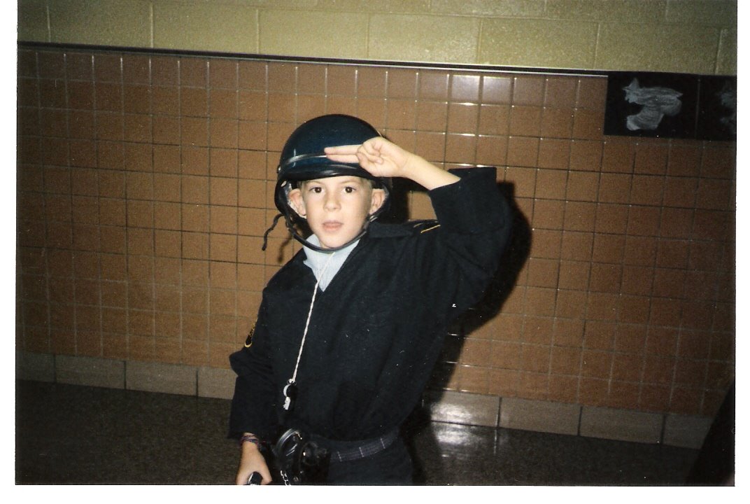 [Policeman.jpg]