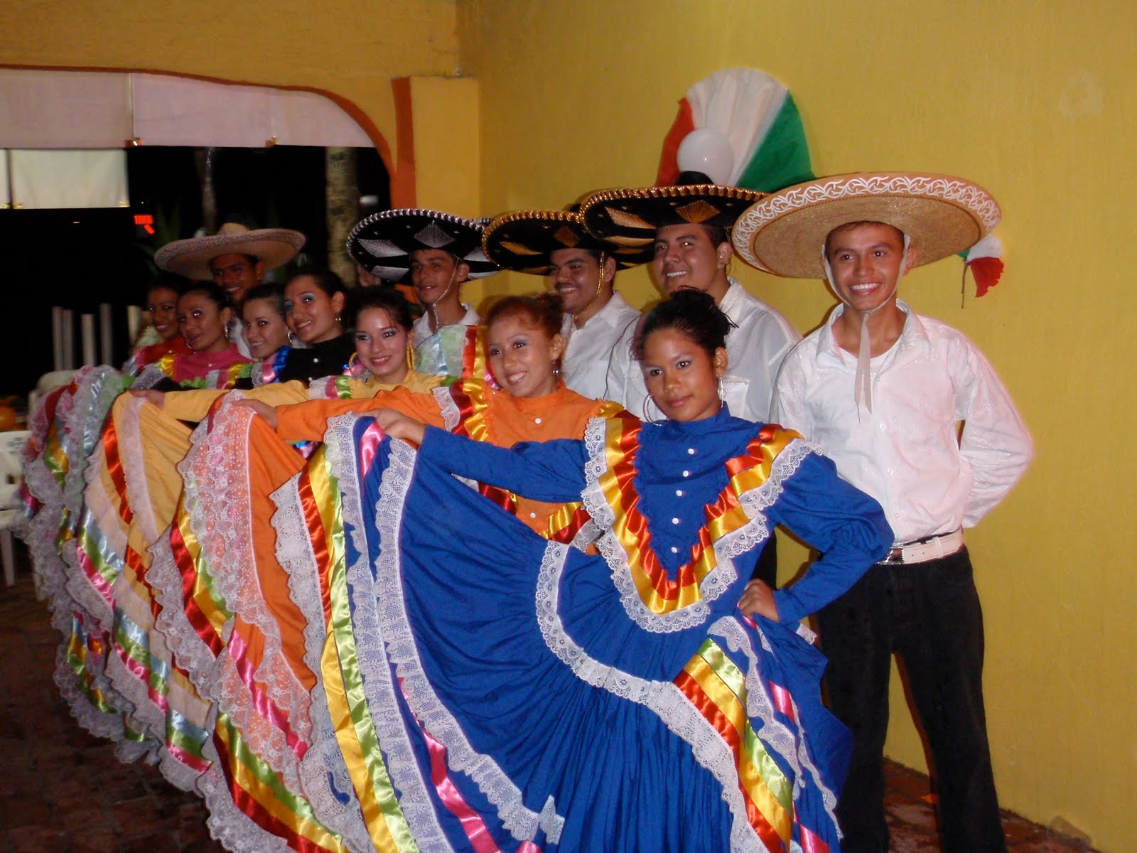 [P2043558.JPG]