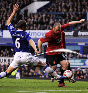 [Everton+-+Manchester.gif]