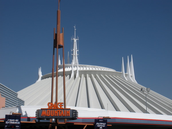 [Space+Mountain+Imag.JPG]