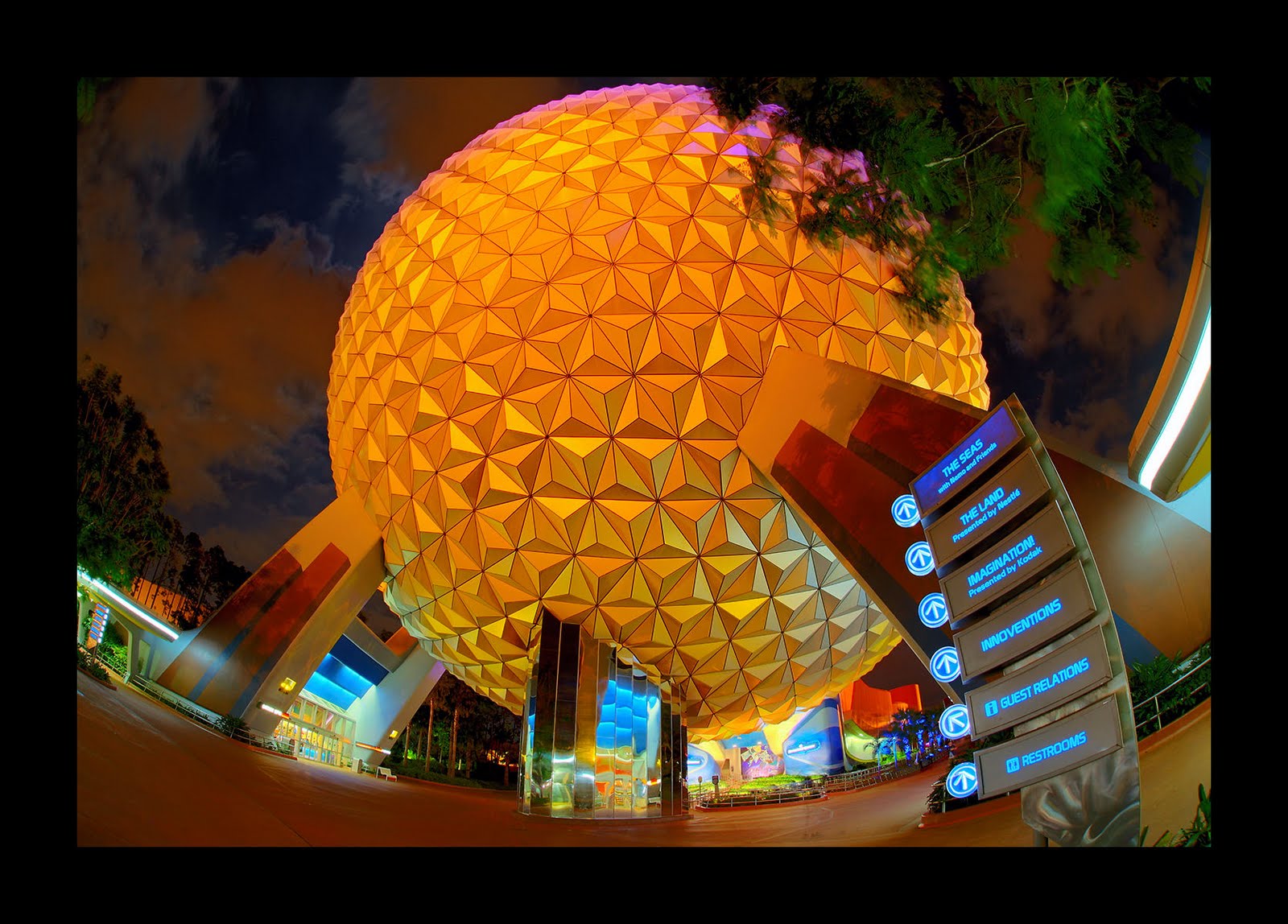 [jeff_B_spaceship_Earth.jpg]