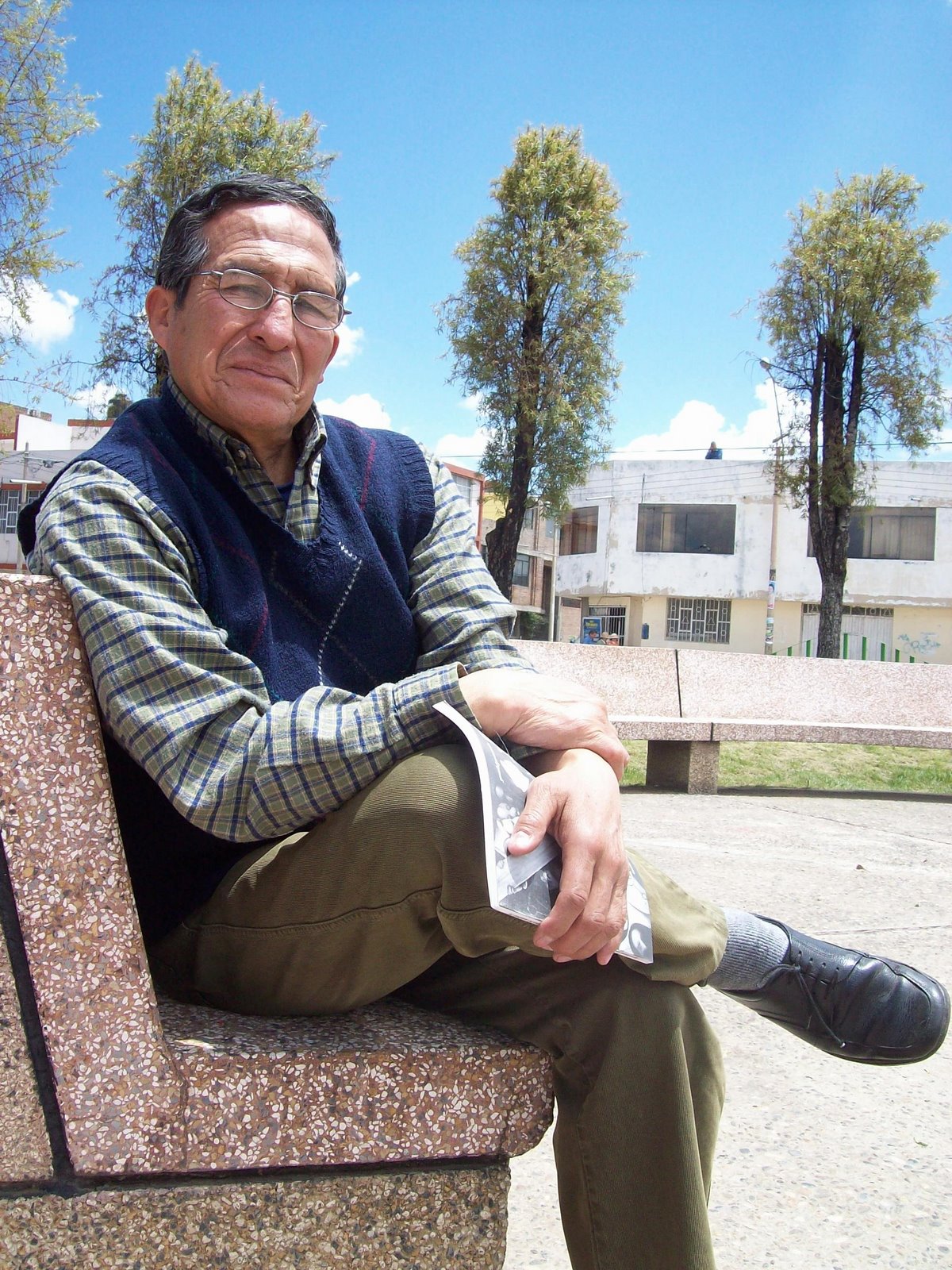 [3-4+-ENTREVISTA+-+GERARDO+GARCIAROSALES.JPG]
