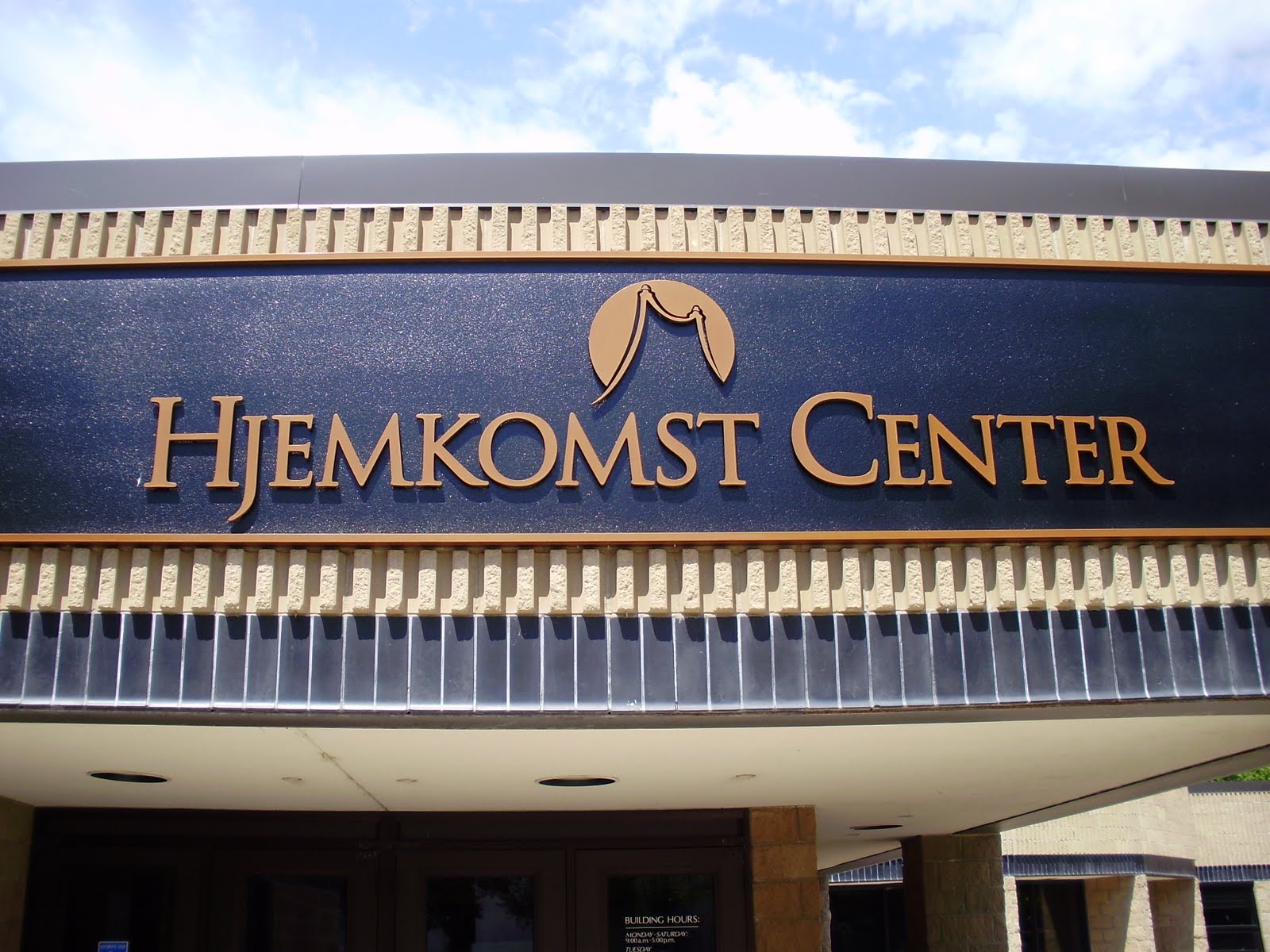 Life at 55 mph Viking Village Festival at the Hjemkomst Center in