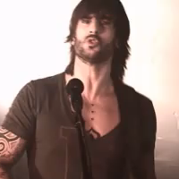 Video Oficial de Melendi - Barbie de Extrarradio