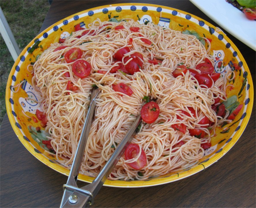 [EdinasTomatoPasta.jpg]