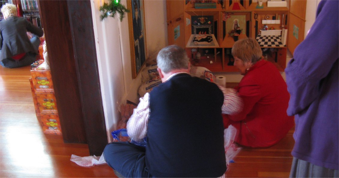 [2009SortingVeg.jpg]