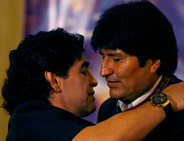 [262653-Maradona.jpg]