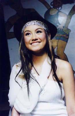 free download album agnes monica terbaru dan koleksi foto agnes monica