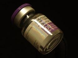 [botox+vial.bmp]