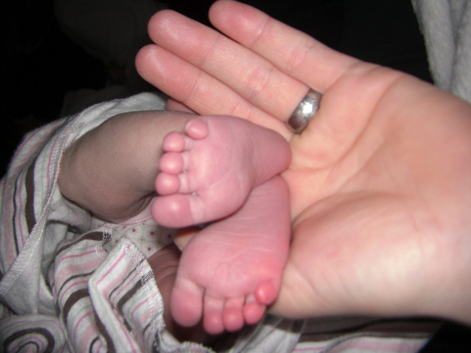 [ava's+birth+006.JPG]