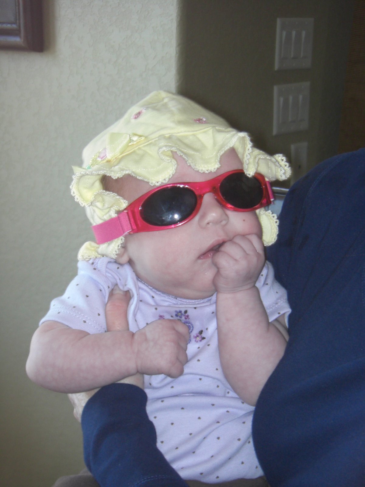 [ava's+two+months+038.JPG]