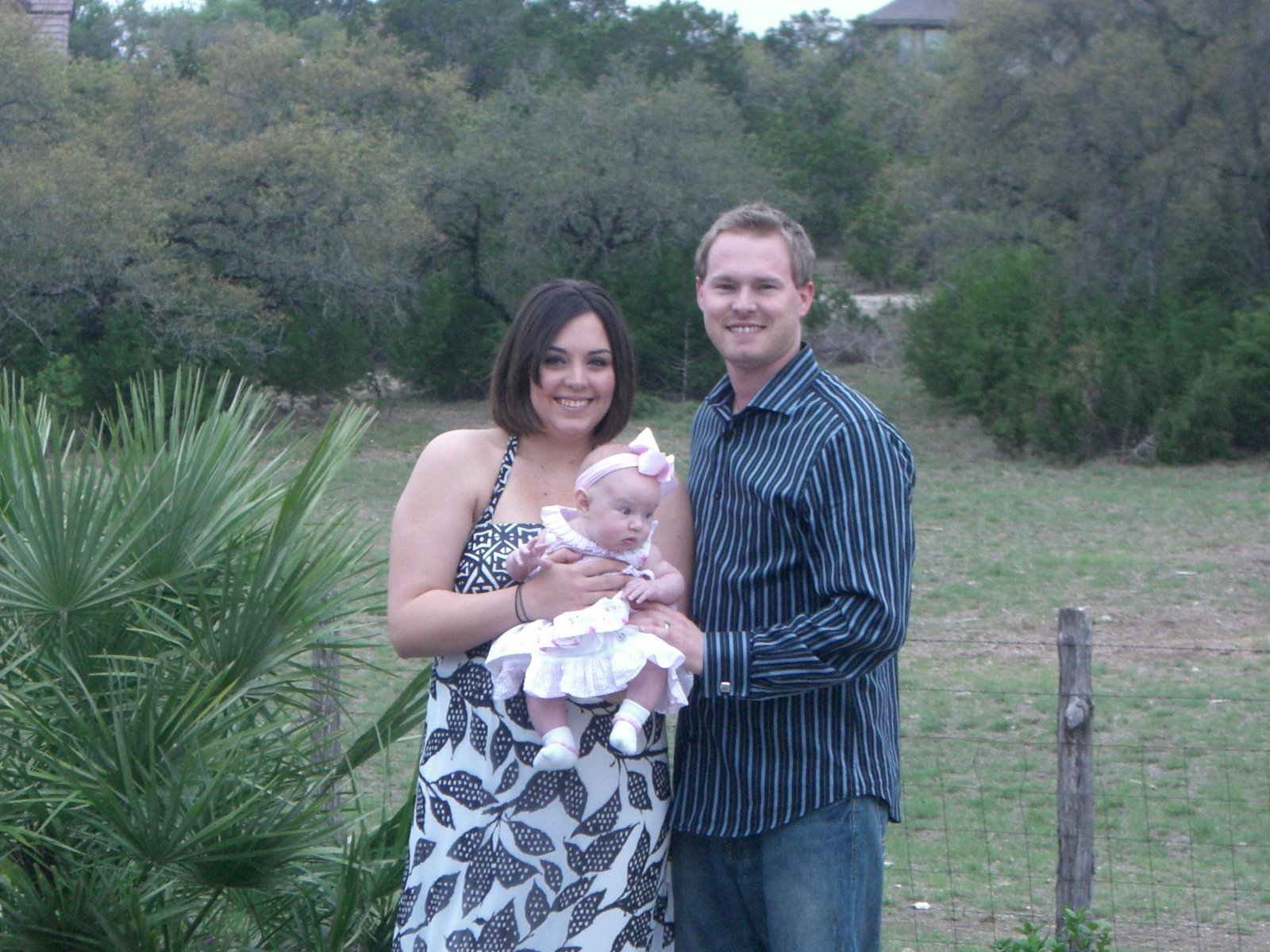 [Ava+easter+140.JPG]