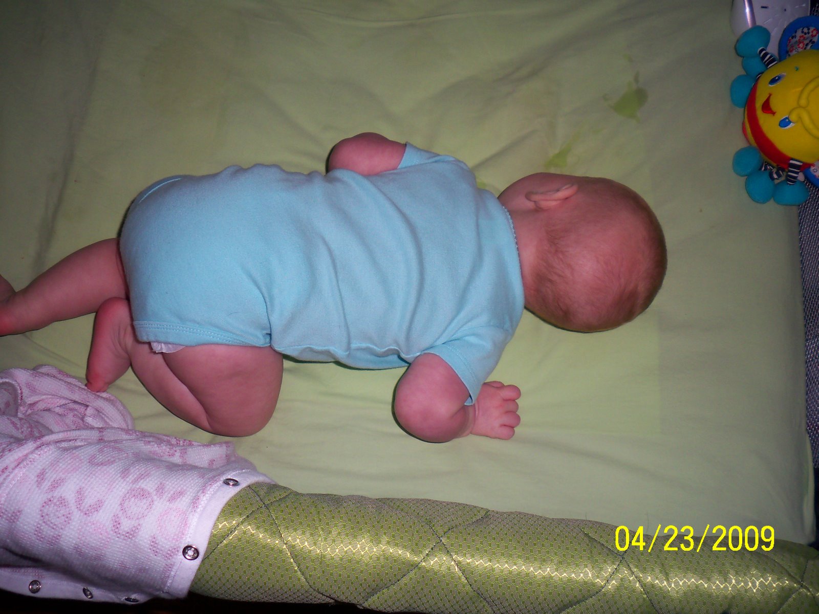 [Ava+Three+months+old+076.JPG]