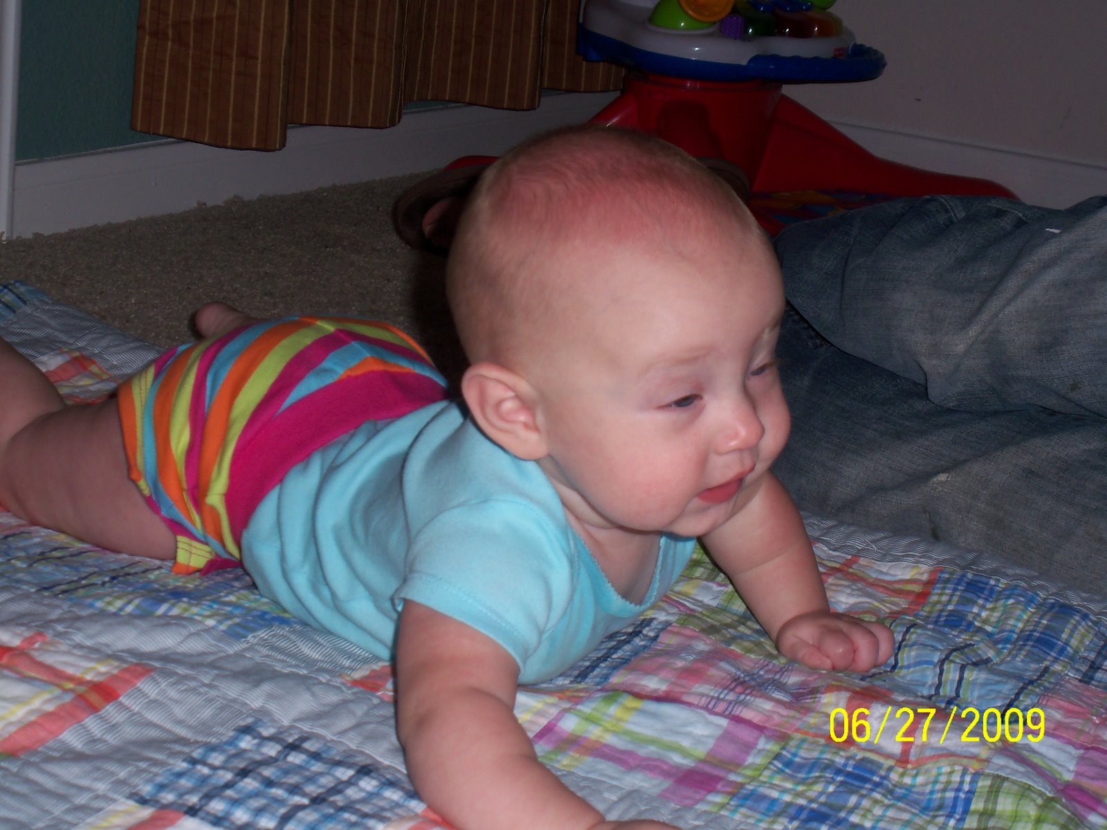 [ava+five+months+008.JPG]