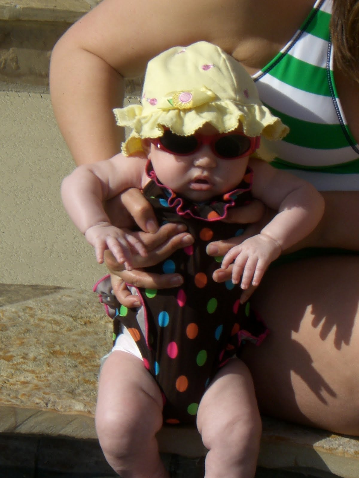 [Ava+easter+068.JPG]