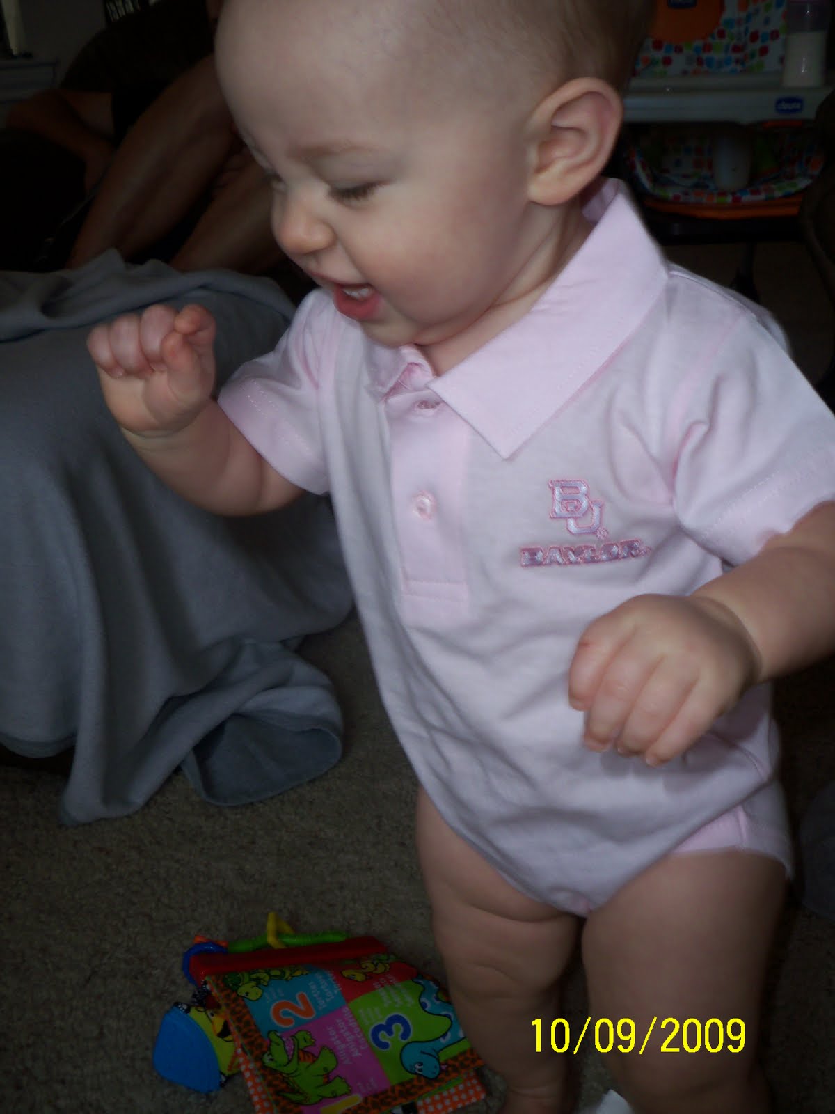 [eight+months+old+020.JPG]