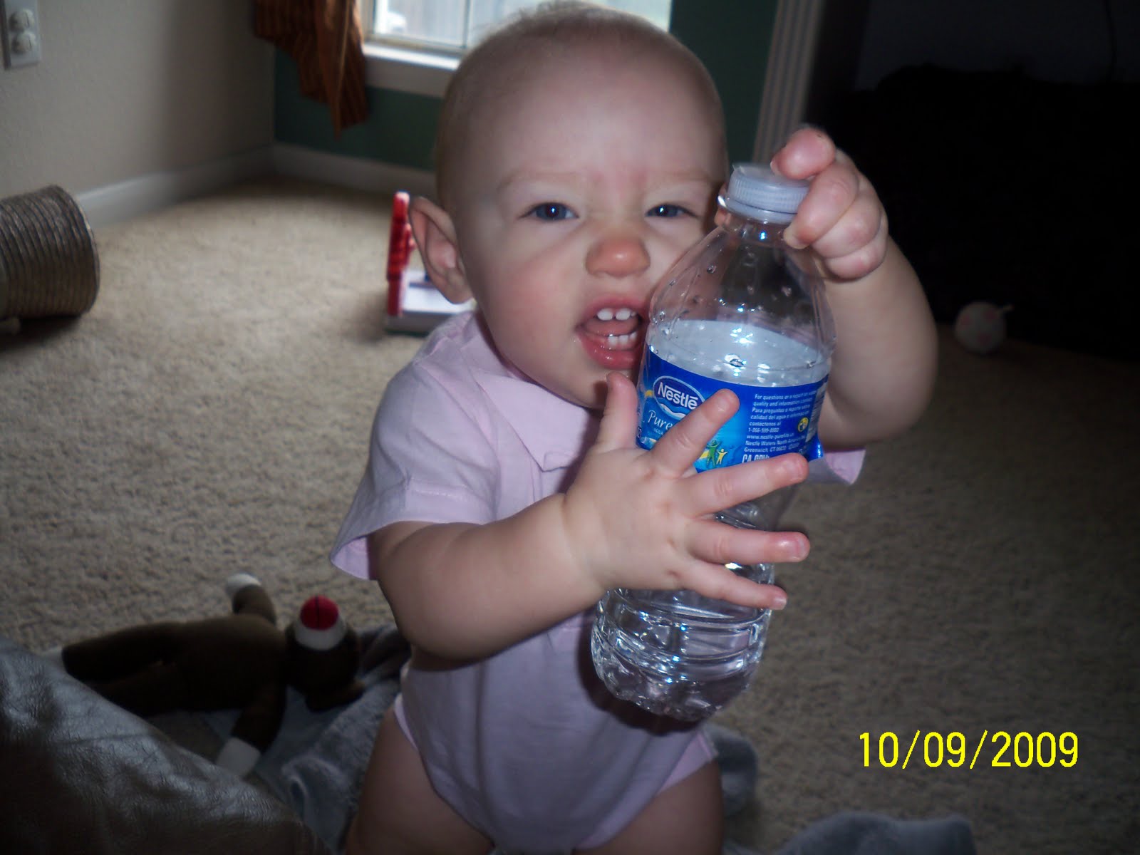 [eight+months+old+026.JPG]