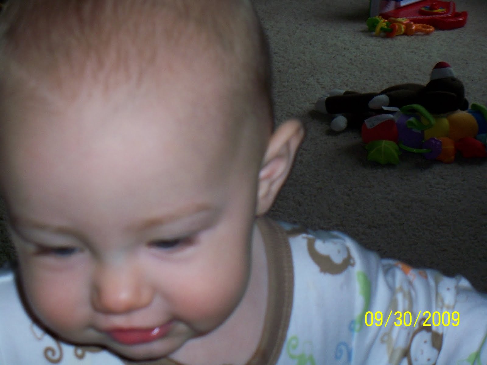 [ava+eight+months+010.JPG]