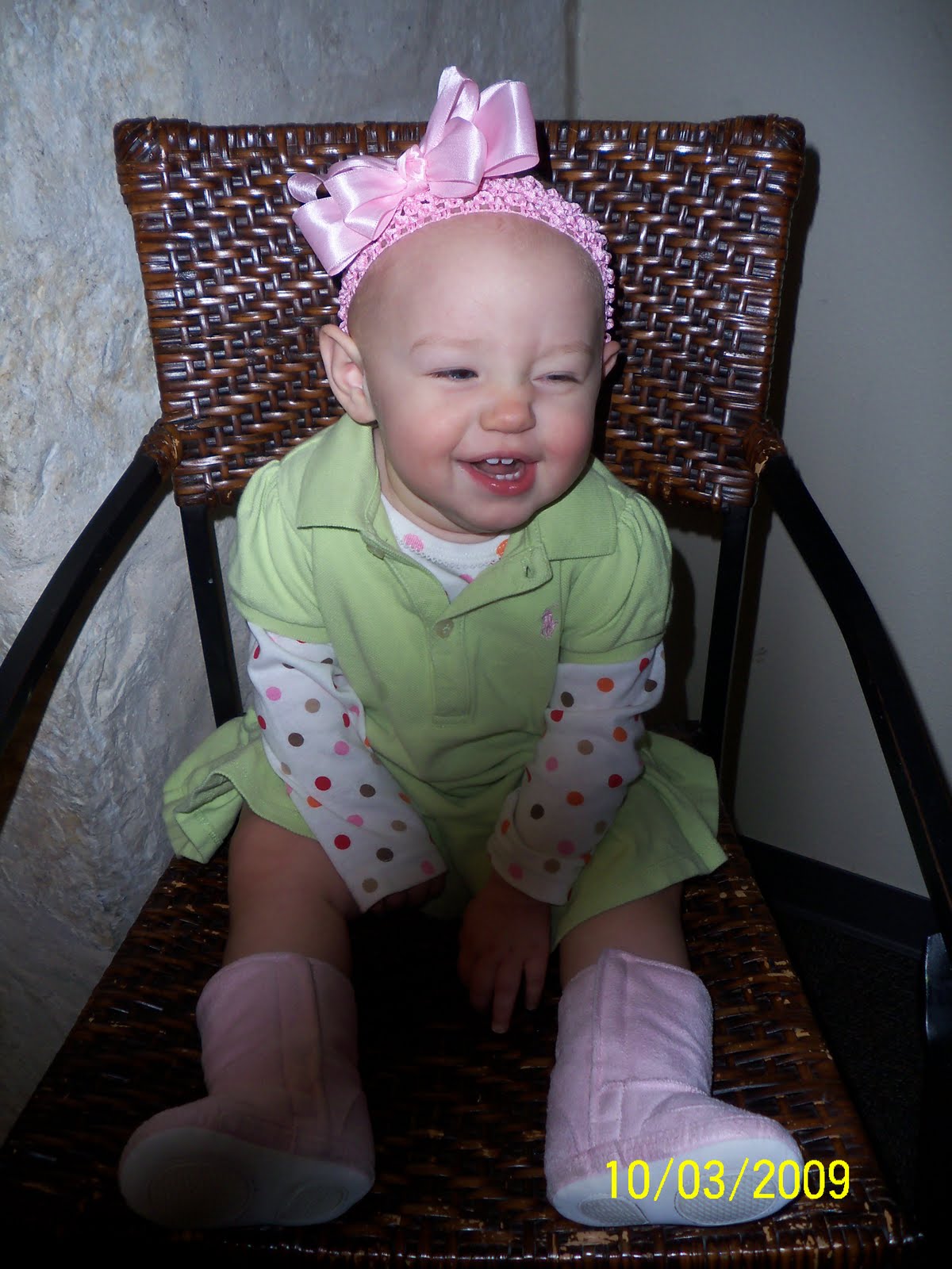 [eight+months+old+044.JPG]