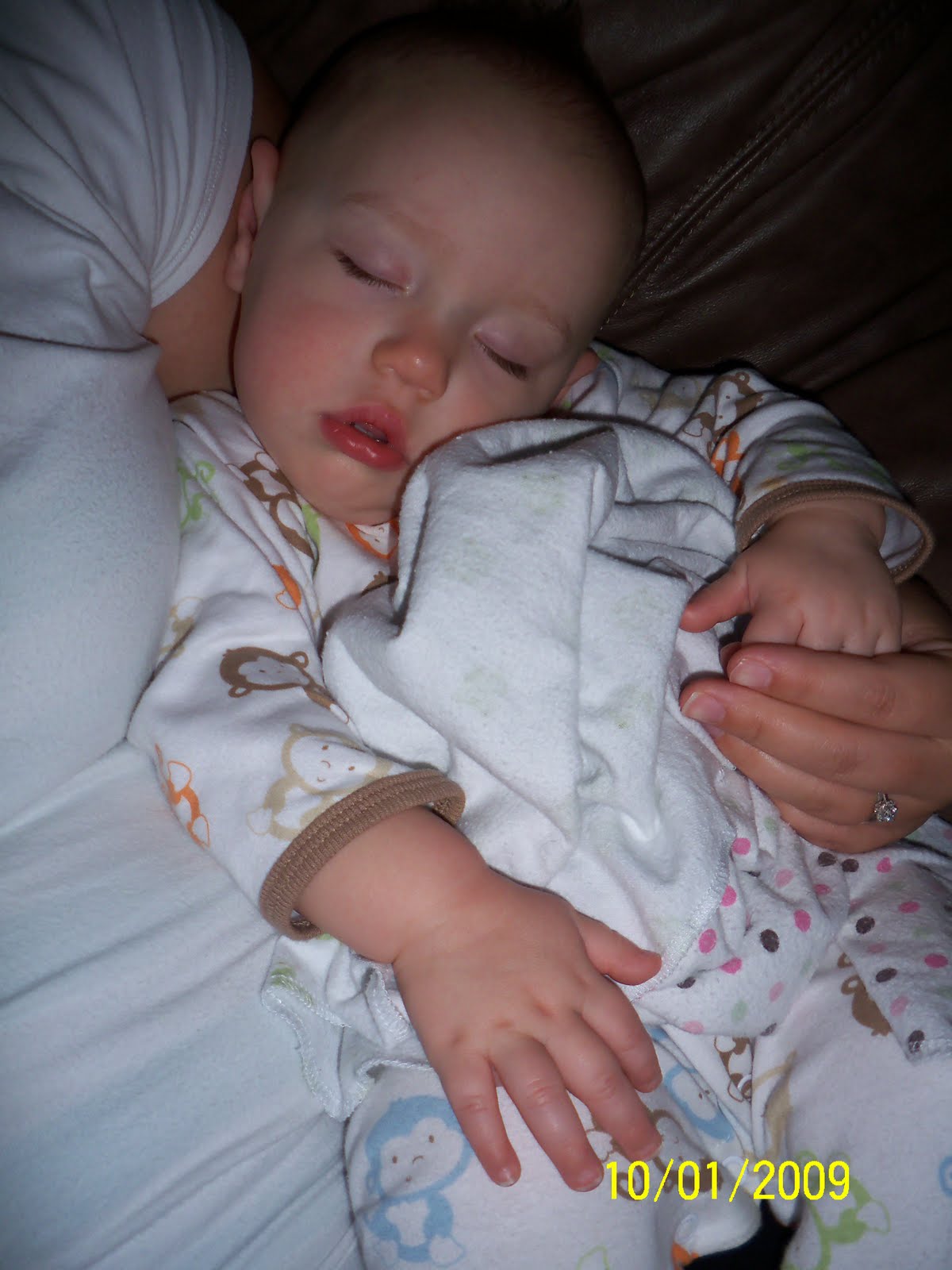 [eight+months+old+011.JPG]