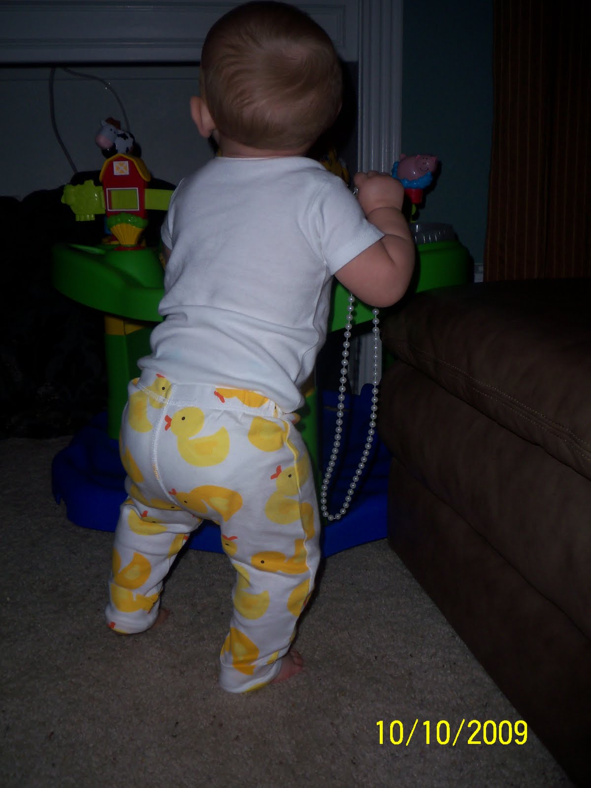 [Eight+Months+Old+006.JPG]