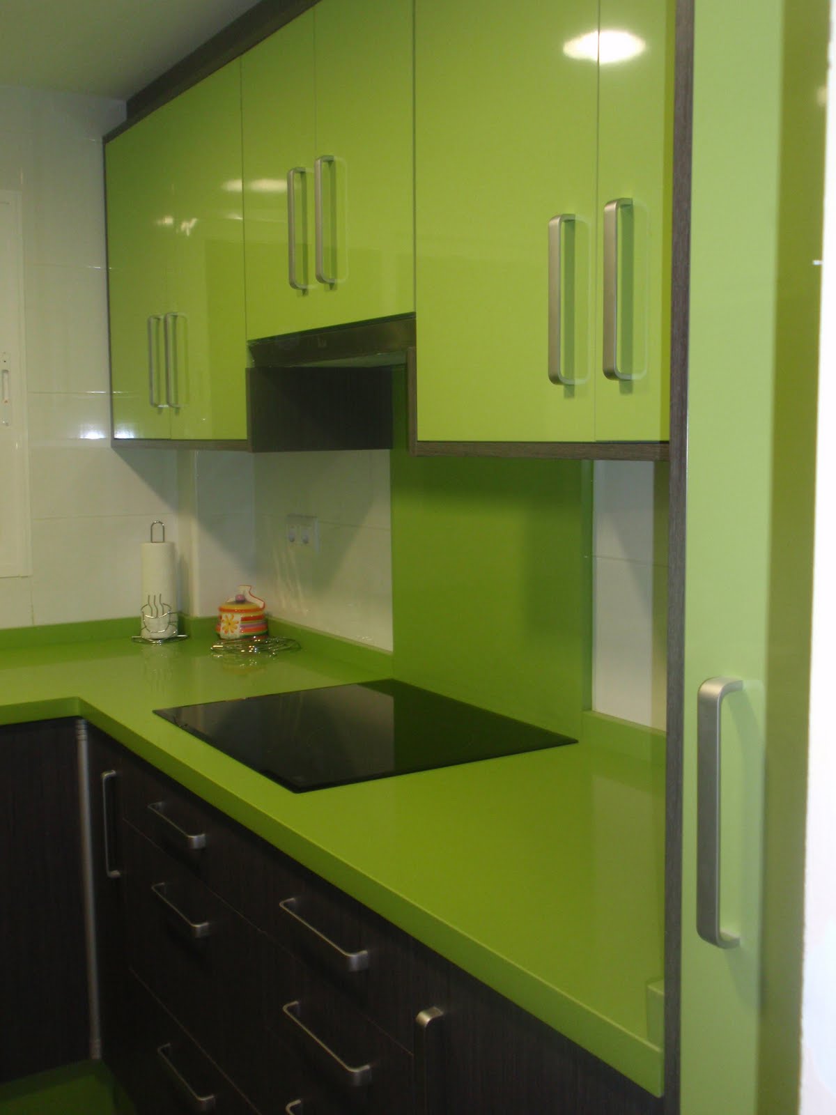 Decoraciones Sahuquillo: Cocina ceniza y verde