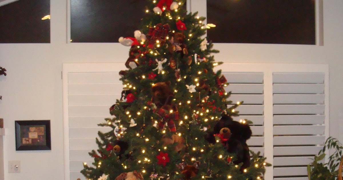 cimjustsayin 'Tis The Season To Decorate A 9 Ft. Christmas Tree!!