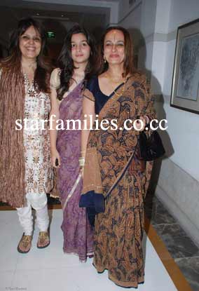 [soni-razdan_daughter-alia.jpg]