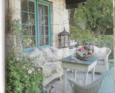 [sofas+with+view3.jpg]