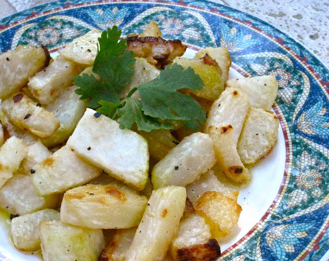 Veggies, Spice and Everything Rice Roasted Kohlrabi (Vegan, Gluten Free)