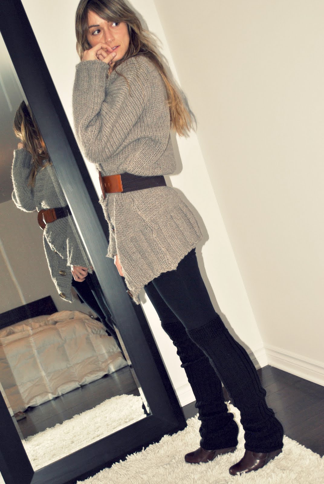 [me+019.jpg]