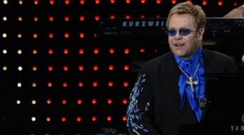 [elton-johnap.jpg]