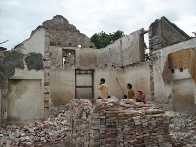 Rumah+sejarah+yang+ada+di+kota+tangerang,+Hendra,+15-12-08+(9).jpg