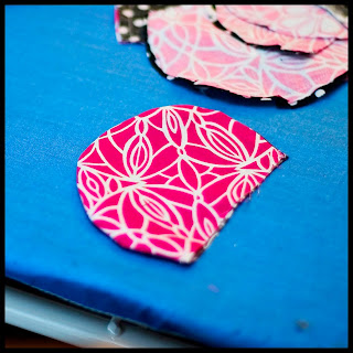 باترون تنورة مع طريقة الخياطة لطفلة  Petal+Toddler+Skirt+Pink+Black+Pattern+Handmade+Sewn10