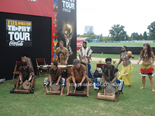 [presentacion_copa_fifa.gif]