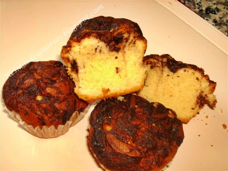 [muffins3.JPG]