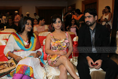 Bollywood MASALA HOT Actress DIVYA DUTTA Pics in Hot Dress