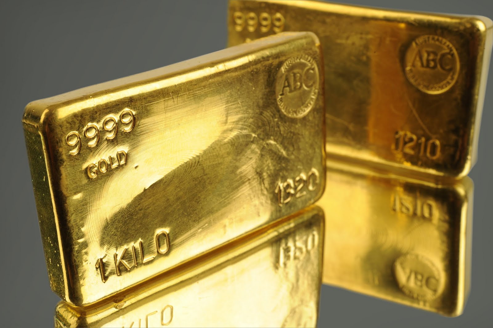 Gold is the final refuge against universal currency debasement