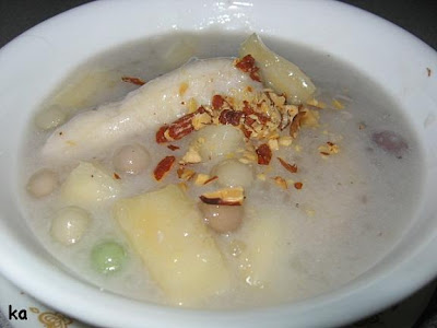 Banh Khoai Mi Hap Dua