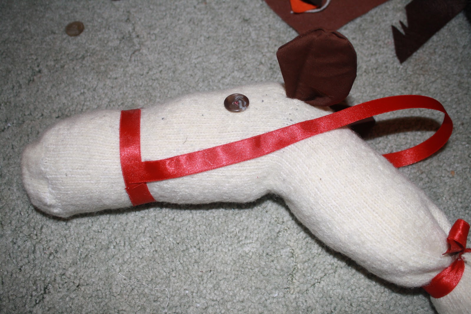 An Apple and a Tree How to make a stick horse