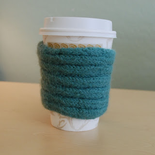 Knittingbug: Free Cabled Cup Cozy Pattern