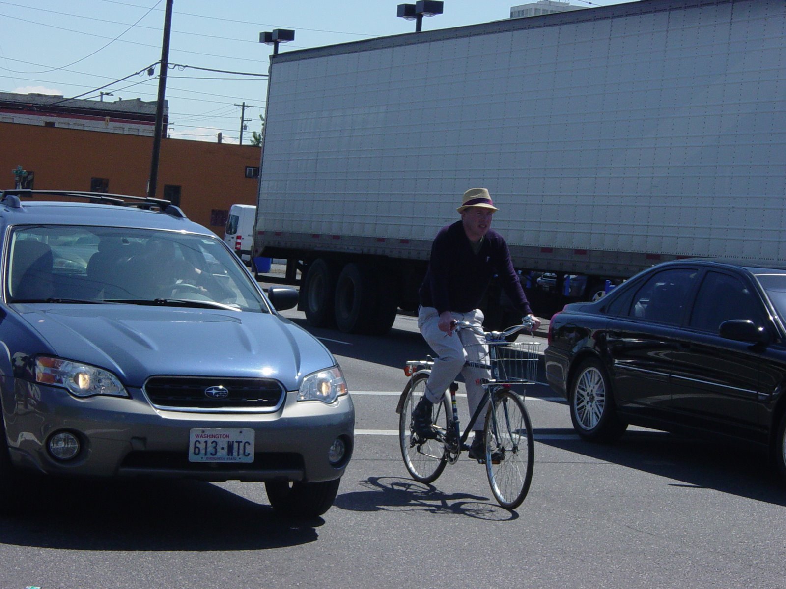 [wisteria+and+bike+lanes+020.JPG]