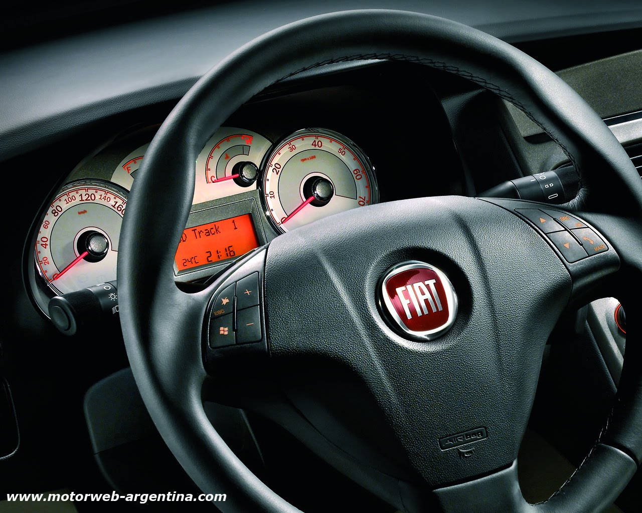 [070503_F_Linea_16.jpg]