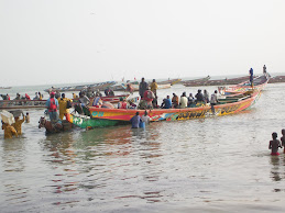 Mbour arrivée des pêcheurs