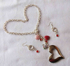 Collar Cod 2453 corazones S/ 35.00 Nuevos Soles