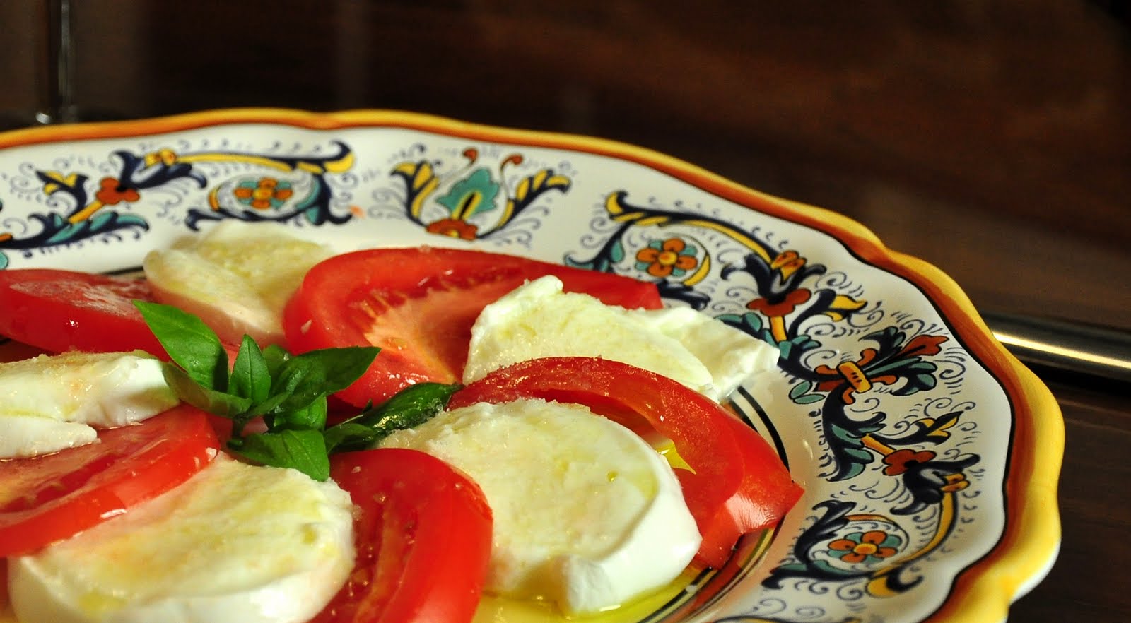 [Insalata+Caprese.JPG]