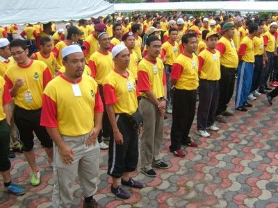 [p2.JPG]